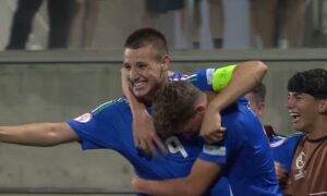 Italia U17 esultanza Camarda