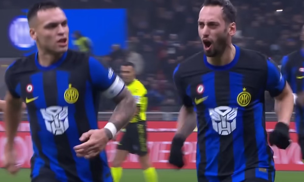 Lautaro Martinez e Hakan Calhanoglu