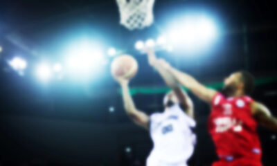 Partita di basket (© Depositphotos)