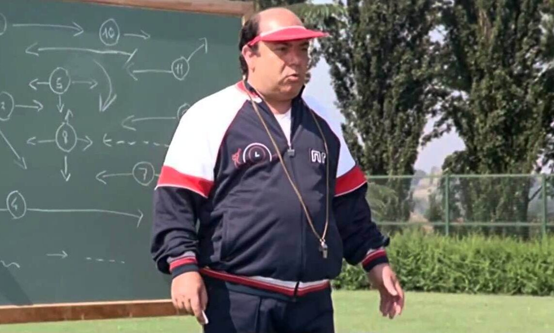 Lino Banfi in una scena del film "L'allenatore nel pallone" (© Dania Film)