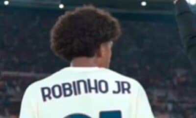 Robinho Jr